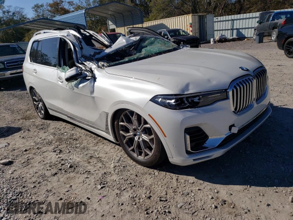 2021 BMW X7 xDrive40i with VIN 5UXCW2C04M9E66889, listed as a Copart auction lot 82988324 with 0 mi miles and Salvage Title. Bid and sale history available at carsss.com. Image 4.