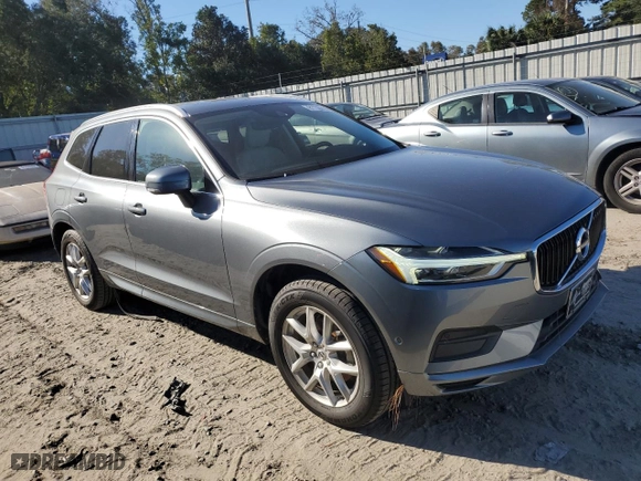 2019 Volvo XC60 Momentum with VIN LYV102DK8KB224960, listed as a Copart auction lot 81130014 with 70,434 mi miles and Salvage Title. Bid and sale history available at carsss.com. Image 4.