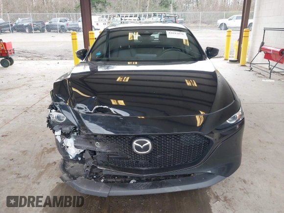 2019 Mazda Mazda3 Hatchback with VIN JM1BPBJM1K1134076, listed as a IAAI auction lot 41643876 with 69,641 mi miles. Bid and sale history available at carsss.com. Image 12.
