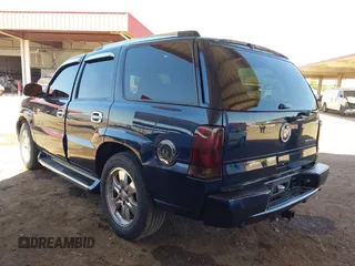 2005 Cadillac Escalade with VIN 1GYEK63N75R166555, listed as a IAAI auction lot 42545149 with Not provided miles and . Bid and sale history available at DreamBid. Image 3.