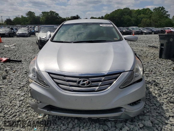 2012 Hyundai Sonata SE z VIN 5NPEC4AC0CH369641, wystawiony jako Copart lot #55160595 z przebiegiem Nie podano mil oraz Szkoda całkowita • Salvage title. Historia ofert i sprzedaży dostępna na DreamBid. Obrazek 5.