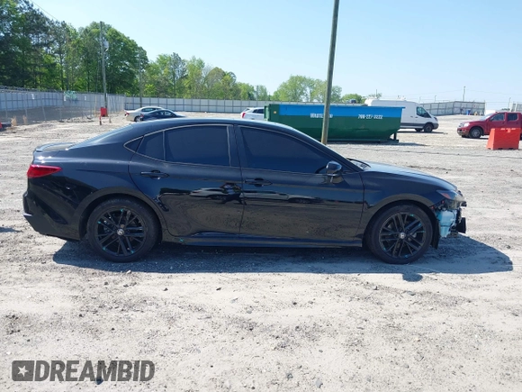 2025 Toyota Camry LE z VIN 4T1DAACK8SU509391, wystawiony jako IAAI lot #42133729 z przebiegiem 10 000 mil mil oraz . Historia ofert i sprzedaży dostępna na DreamBid. Obrazek 14.