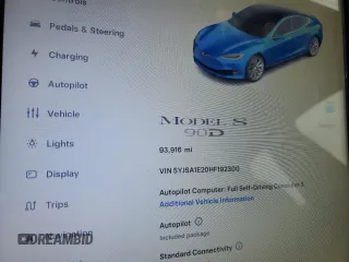 2017 Tesla Model S 100D z VIN 5YJSA1E20HF192300, wystawiony jako Copart lot #52931815 z przebiegiem 93 916 mil mil oraz Szkoda całkowita • Salvage title. Historia ofert i sprzedaży dostępna na DreamBid. Obrazek 9.