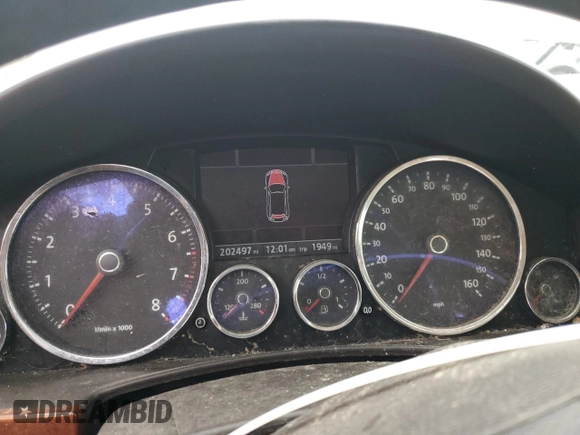 2010 Volkswagen Touareg VR6 with VIN WVGBF7A9XAD002471, listed as a Copart auction lot 83592274 with 202,497 mi miles and Salvage Title. Bid and sale history available at DreamBid. Image 9.