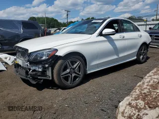 2020 Mercedes-Benz C 300 with VIN 55SWF8EB8LU327882, listed as a Copart auction lot 60080425 with 38,045 mi miles and Salvage title. Bid and sale history available at DreamBid. Image 1.