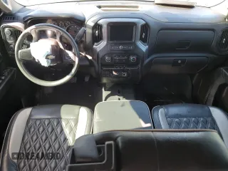 2019 Chevrolet Silverado 1500 Custom with VIN 1GCUYBEFXKZ272377, listed as a Copart auction lot 77071514 with 109,856 mi miles and Salvage Title. Bid and sale history available at DreamBid. Image 8.