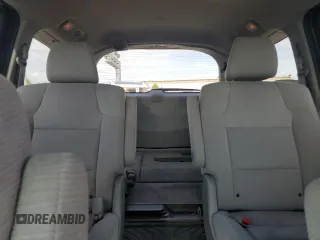 2011 Honda Odyssey LX z VIN 5FNRL5H2XBB103786, wystawiony jako Copart lot #56486615 z przebiegiem 102 559 mil mil oraz Czysty tytuł • Clean title. Historia ofert i sprzedaży dostępna na DreamBid. Obrazek 10.