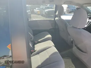 2016 Toyota Sienna LE AAS с VIN 5TDKK3DC8GS755476, выставлен на аукционе Copart как лот 56951595 с пробегом 228 678 миль миль и Списание • Salvage title. История ставок и продаж доступна на DreamBid. Изображение 10.