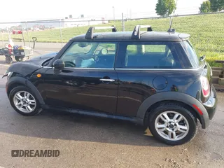 2012 MINI Hardtop with VIN WMWSU3C50CT185690, listed as a IAAI auction lot 42367571 with 63,303 mi miles and . Bid and sale history available at DreamBid. Image 15.