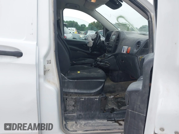 2019 Mercedes-Benz Metris Cargo with VIN WD3PG3EA3K3533680, listed as a IAAI auction lot 42082740 with 281,440 mi miles and . Bid and sale history available at DreamBid. Image 5.