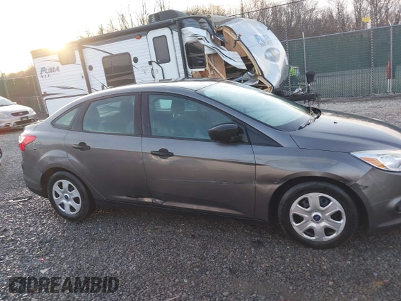 2013 Ford Focus S with VIN 1FADP3E20DL156901, listed as a IAAI auction lot 41784334 with 190,821 mi miles. Bid and sale history available at carsss.com. Image 13.