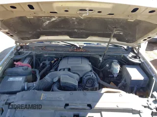 2008 Chevrolet Suburban 2LT with VIN 3GNFK16368G101859, listed as a IAAI auction lot 41665968 with 181,193 mi miles and . Bid and sale history available at DreamBid. Image 10.