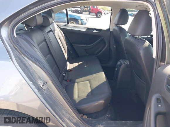 2011 Volkswagen Jetta TDI with VIN 3VWLL7AJ9BM117397, listed as a IAAI auction lot 41993733 with 130,226 mi miles and . Bid and sale history available at DreamBid. Image 8.