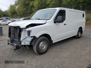 2020 Nissan NV Cargo SV z VIN 1N6BF0KM5LN806590, wystawiony jako Copart lot #72589354 z przebiegiem 21 130 mil mil oraz Szkoda całkowita • Salvage title. Historia ofert i sprzedaży dostępna na DreamBid. Obrazek 1.