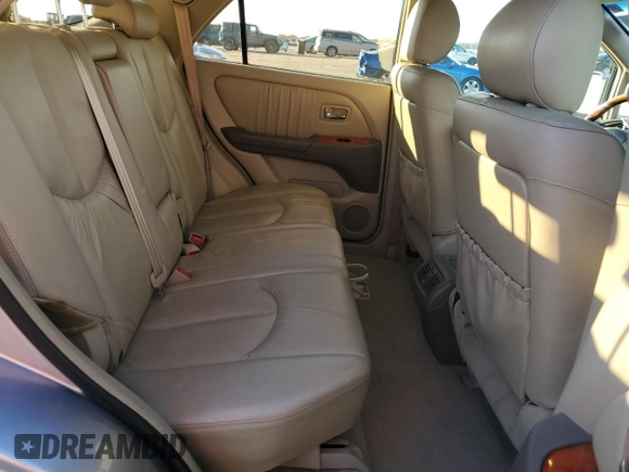 2002 Lexus RX 300 with VIN JTJHF10U920290104, listed as a Copart auction lot 87077024 with 182,359 mi miles and Salvage Title. Bid and sale history available at carsss.com. Image 11.
