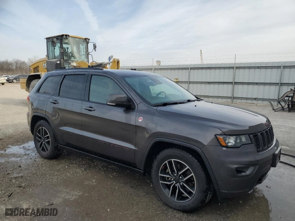 2019 Jeep Grand Cherokee Trailhawk with VIN 1C4RJFLT1KC596167, listed as a Copart auction lot 44551725 with 161,187 mi miles and Clean Title. Bid and sale history available at carsss.com. Image 4.
