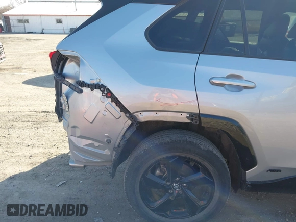 2021 Toyota RAV4 Hybrid XSE with VIN 2T3E6RFV3MW006825, listed as a IAAI auction lot 41787718 with 45,979 mi miles. Bid and sale history available at carsss.com. Image 19.