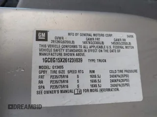 2006 Chevrolet City Express Cargo z VIN 1GCEG15X261239839, wystawiony jako IAAI lot #41196866 z przebiegiem 212 938 mil mil oraz . Historia ofert i sprzedaży dostępna na DreamBid. Obrazek 9.