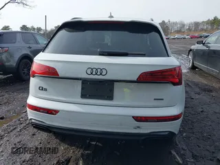 2025 Audi Q5 S line Premium z VIN WA1GAAFY2S2013915, wystawiony jako IAAI lot #41486503 z przebiegiem 649 mil mil oraz . Historia ofert i sprzedaży dostępna na DreamBid. Obrazek 16.