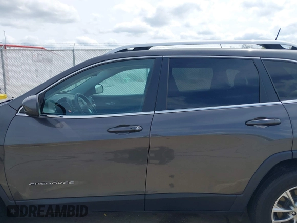 2019 Jeep Cherokee Latitude Plus with VIN 1C4PJMLB4KD139544, listed as a IAAI auction lot 42080636 with 76,715 mi miles and . Bid and sale history available at DreamBid. Image 14.
