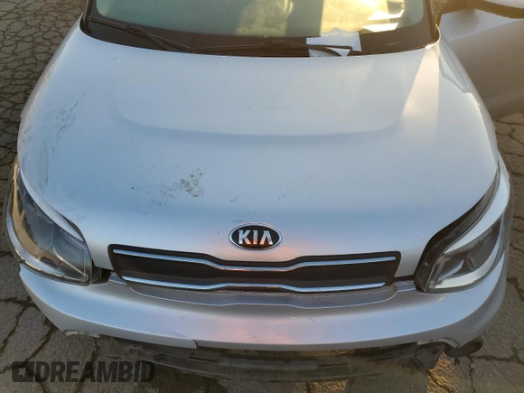 2017 Kia Soul with VIN KNDJN2A2XH7463221, listed as a Copart auction lot 82889404 with 102,034 mi miles and Salvage Title. Bid and sale history available at carsss.com. Image 11.