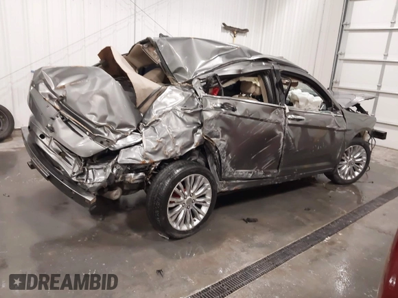 2012 Chrysler 200 Limited with VIN 1C3CCBCG0CN120868, listed as a IAAI auction lot 41927953 with 178,897 mi miles and . Bid and sale history available at DreamBid. Image 4.