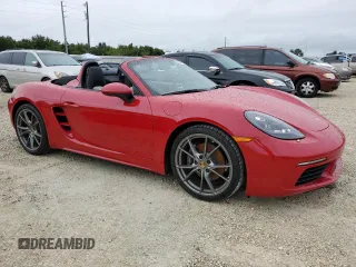 2019 Porsche 718 Boxster z VIN WP0CA2A84KS211137, wystawiony jako Copart lot #74693094 z przebiegiem Nie podano mil oraz Nie do naprawy • Non repairable. Historia ofert i sprzedaży dostępna na DreamBid. Obrazek 4.