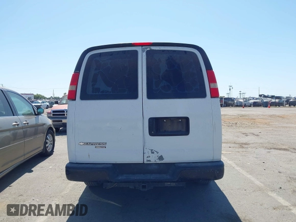 2012 Chevrolet Express Cargo z VIN 1GCSGAFX9C1196226, wystawiony jako IAAI lot #42607742 z przebiegiem 121 026 mil mil oraz . Historia ofert i sprzedaży dostępna na DreamBid. Obrazek 16.