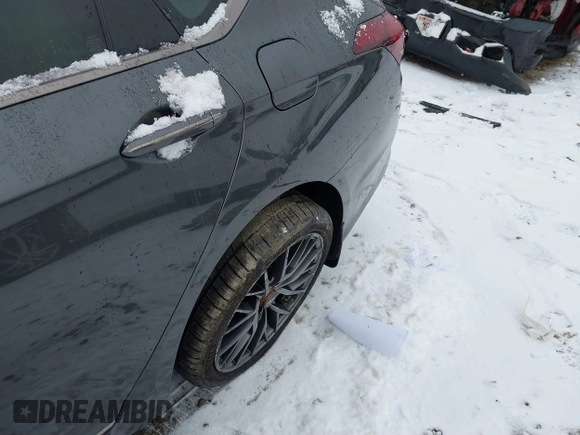 2019 Genesis G80 3.3T Sport with VIN KMHGN4JB5KU295935, listed as a IAAI auction lot 41481877 with 53,623 mi miles. Bid and sale history available at carsss.com. Image 6.