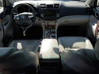 2011 Toyota Highlander Limited with VIN 5TDDK3EH1BS077679, listed as a Copart auction lot 52231815 with 338,642 mi miles and Salvage Title. Bid and sale history available at carsss.com. Image 8.