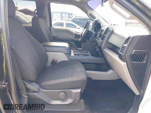 2017 Ford F-150 XL z VIN 1FTEW1EF3HFB49325, wystawiony jako IAAI lot #42242866 z przebiegiem 152 338 mil mil oraz . Historia ofert i sprzedaży dostępna na DreamBid. Obrazek 5.