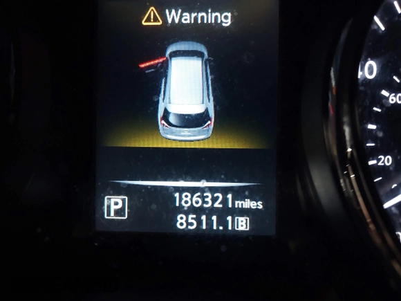 2015 Nissan Rogue SL with VIN 5N1AT2MV5FC874814, listed as a IAAI auction lot 41929845 with 186,321 mi miles. Bid and sale history available at carsss.com. Image 16.