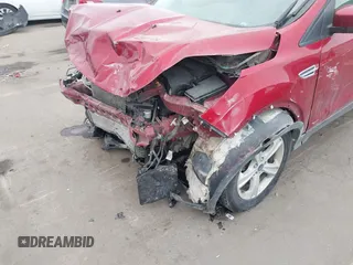 2014 Ford Escape SE z VIN 1FMCU9G93EUC21873, wystawiony jako IAAI lot #41401305 z przebiegiem 222 142 mil mil oraz . Historia ofert i sprzedaży dostępna na DreamBid. Obrazek 6.