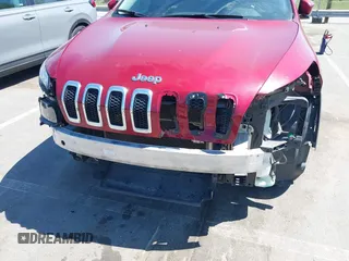 2017 Jeep Cherokee Latitude with VIN 1C4PJLCB0HW661255, listed as a IAAI auction lot 41994925 with 150,655 mi miles and . Bid and sale history available at carsss.com. Image 6.