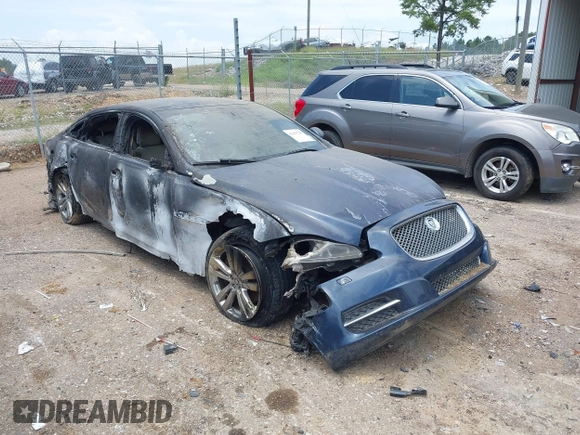 2011 Jaguar XJ XJL с VIN SAJWA2GBXBLV17528, выставлен на аукционе IAAI как лот 42423738 с пробегом Не указан миль и . История ставок и продаж доступна на DreamBid. Изображение 1.