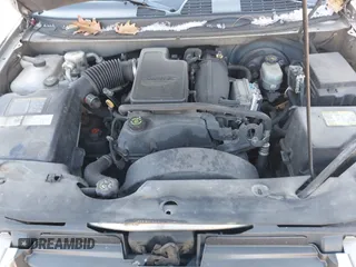 2002 GMC Envoy SLT with VIN 1GKDT13S822154592, listed as a IAAI auction lot 41389285 with 153,897 mi miles. Bid and sale history available at carsss.com. Image 10.