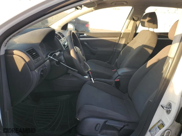 2009 Volkswagen Rabbit S with VIN WVWDB71KX9W028483, listed as a Copart auction lot 89188435 with 156,605 mi miles and Salvage Title. Bid and sale history available at carsss.com. Image 7.