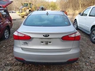 2015 Kia Forte LX with VIN KNAFX4A62F5386526, listed as a IAAI auction lot 41800783 with 124,553 mi miles. Bid and sale history available at carsss.com. Image 17.