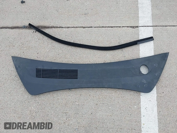 2023 Tesla Model 3 с VIN 5YJ3E1EA3PF563240, выставлен на аукционе IAAI как лот 42190104 с пробегом 32 596 миль миль и . История ставок и продаж доступна на DreamBid. Изображение 12.