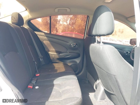 2015 Nissan Versa S Plus with VIN 3N1CN7AP6FL844450, listed as a IAAI auction lot 41916173 with 68,417 mi miles. Bid and sale history available at carsss.com. Image 8.