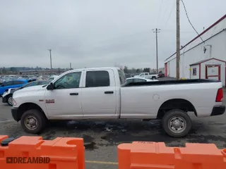 2018 Ram 2500 Tradesman with VIN 3C6UR5HJ7JG240216, listed as a IAAI auction lot 41371971 with 143,069 mi miles. Bid and sale history available at carsss.com. Image 14.
