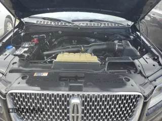 2020 Lincoln Navigator Reserve z VIN 5LMJJ2LT5LEL03276, wystawiony jako Copart lot #76548834 z przebiegiem 23 646 mil mil oraz Nie do naprawy • Non repairable. Historia ofert i sprzedaży dostępna na DreamBid. Obrazek 12.