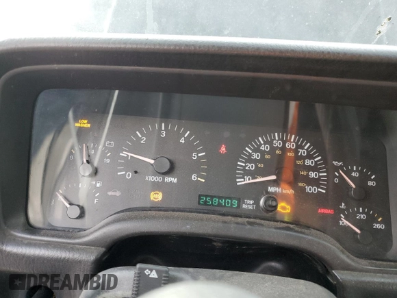 2000 Jeep Cherokee with VIN 1J4FF48S5YL172583, listed as a Copart auction lot 59605745 with 258,409 mi miles and Salvage title. Bid and sale history available at DreamBid. Image 9.