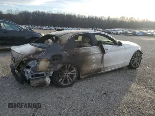2018 Mercedes-Benz C with VIN 55SWF4JB4JU243943, listed as a Copart auction lot 87424254 with Not Provided miles and Non Repairable. Bid and sale history available at carsss.com. Image 3.