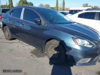 2016 Nissan Sentra SR with VIN 3N1AB7AP8GL660225, listed as a IAAI auction lot 41337142 with 94,910 mi miles. Bid and sale history available at carsss.com. Image 13.
