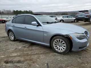 2009 BMW 3 Series 328i z VIN WBAPH77569NM27312, wystawiony jako Copart lot #44302435 z przebiegiem 155 572 mil mil oraz Szkoda całkowita • Salvage title. Historia ofert i sprzedaży dostępna na DreamBid. Obrazek 4.