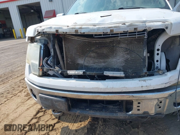 2014 Ford F-150 XL z VIN 1FTFW1ET2EKG20765, wystawiony jako IAAI lot #42356006 z przebiegiem Nie podano mil oraz . Historia ofert i sprzedaży dostępna na DreamBid. Obrazek 6.