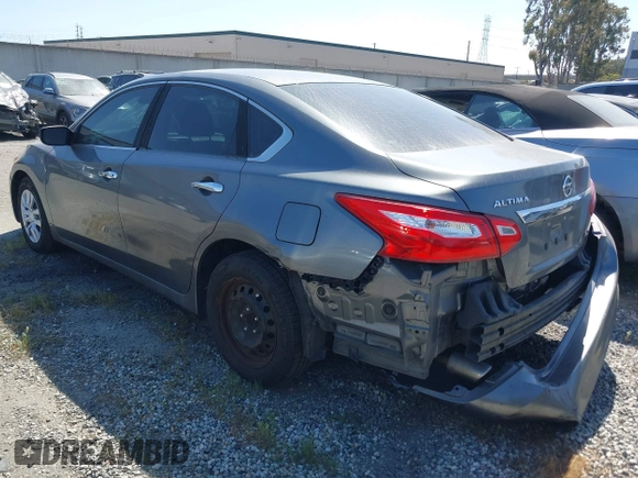 2016 Nissan Altima 2.5 S with VIN 1N4AL3AP1GN378971, listed as a IAAI auction lot 41812398 with 178,929 mi miles. Bid and sale history available at carsss.com. Image 3.