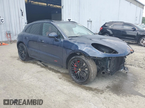 2022 Porsche Macan Turbo with VIN WP1AF2A56NLB30555, listed as a Copart auction lot 59379765 with 36,129 mi miles and Salvage title. Bid and sale history available at DreamBid. Image 4.