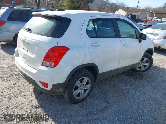 2017 Chevrolet Trax LS with VIN 3GNCJNSBXHL234920, listed as a IAAI auction lot 41622170 with 98,166 mi miles. Bid and sale history available at carsss.com. Image 4.